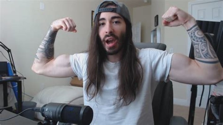 Exploring Penguinz0's Net Worth Journey